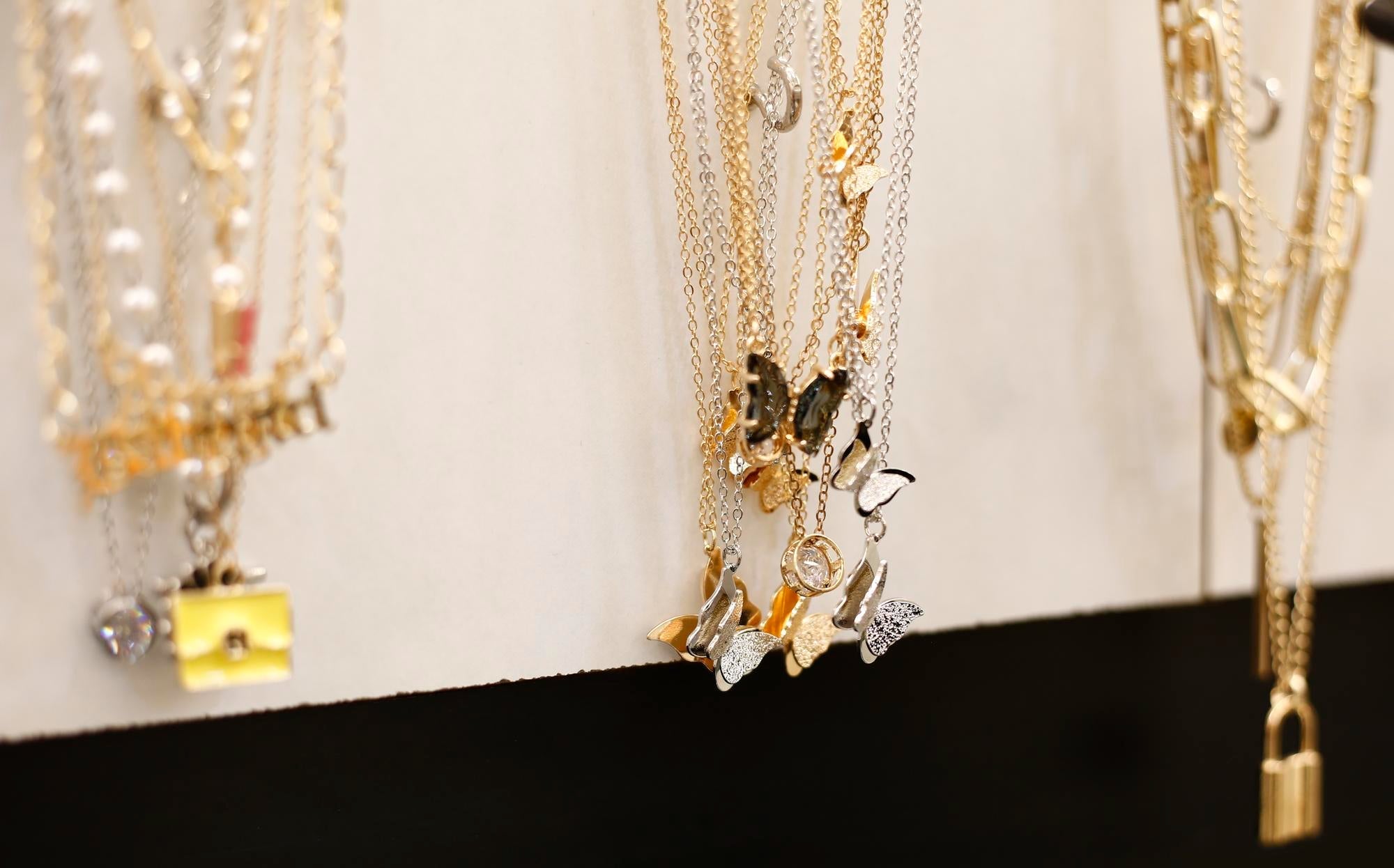 Stores that make custom necklaces on sale