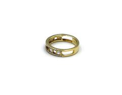 18K Gold Ring With Diamonds