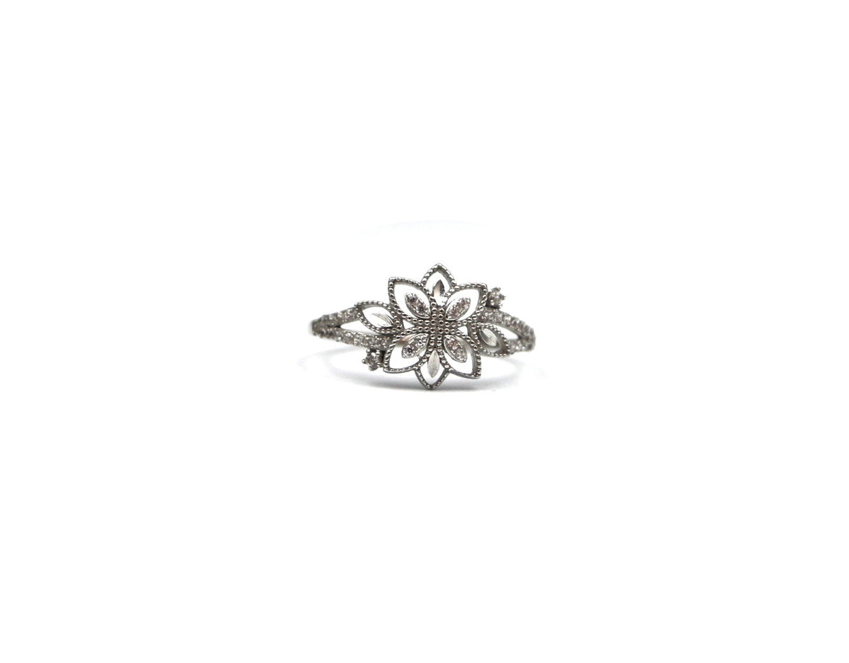 18K White Gold Ring AFR01668