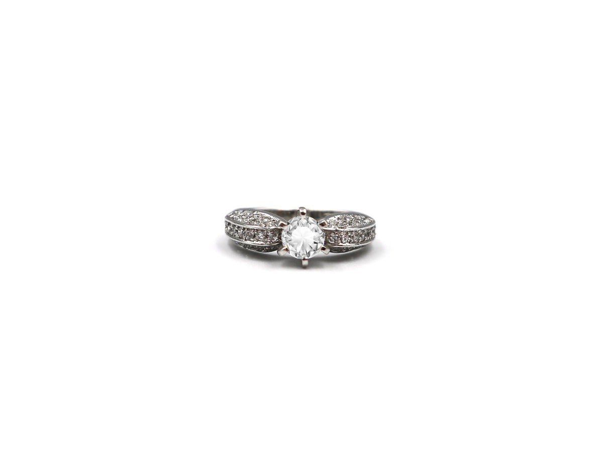 18K White Gold Ring AFR05082