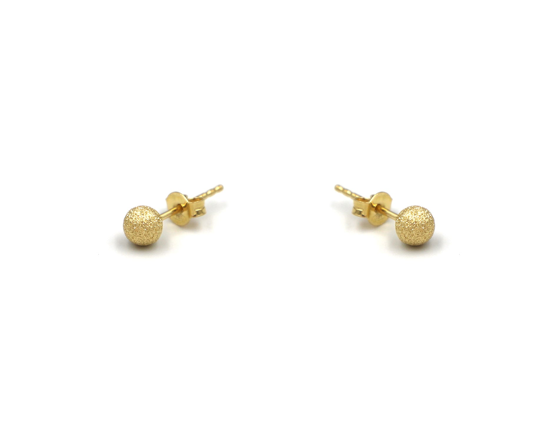 18K Gold Earring E01396