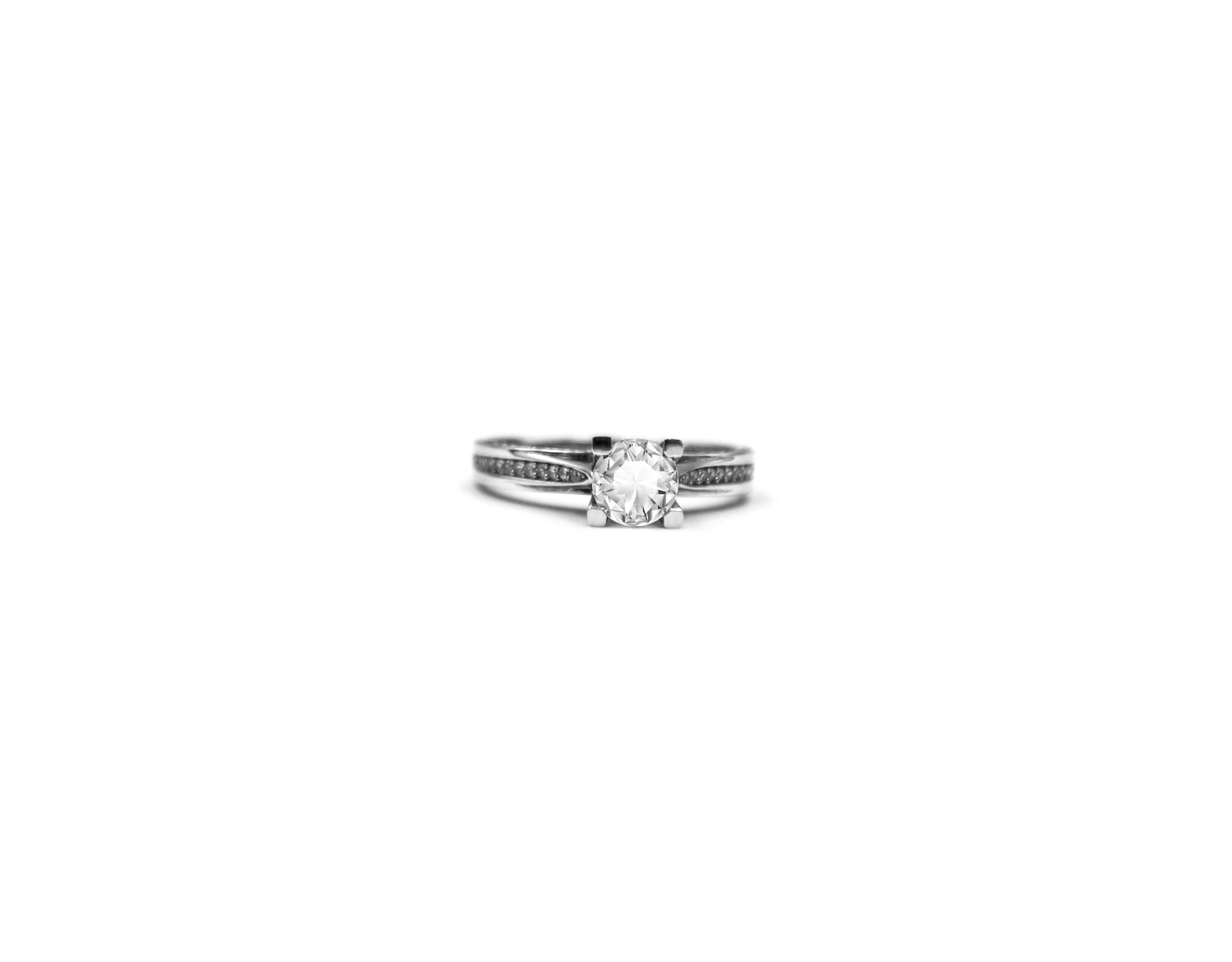 18K White Gold Ring BG20005838/R01121