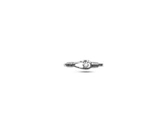 18K White Gold Ring With Diamond SK01168