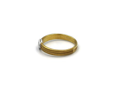 18K Gold Ring With Diamond ST00781