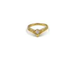 18K Gold Ring With Diamond UR04972